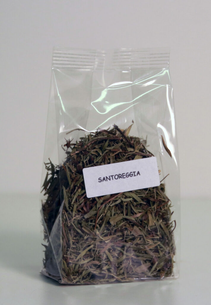 Bustina di erba sfusa in confezione trasparente da utilizzare con il Grinder M3KFarm erboristico per una fitoterapia mirata senza filtri